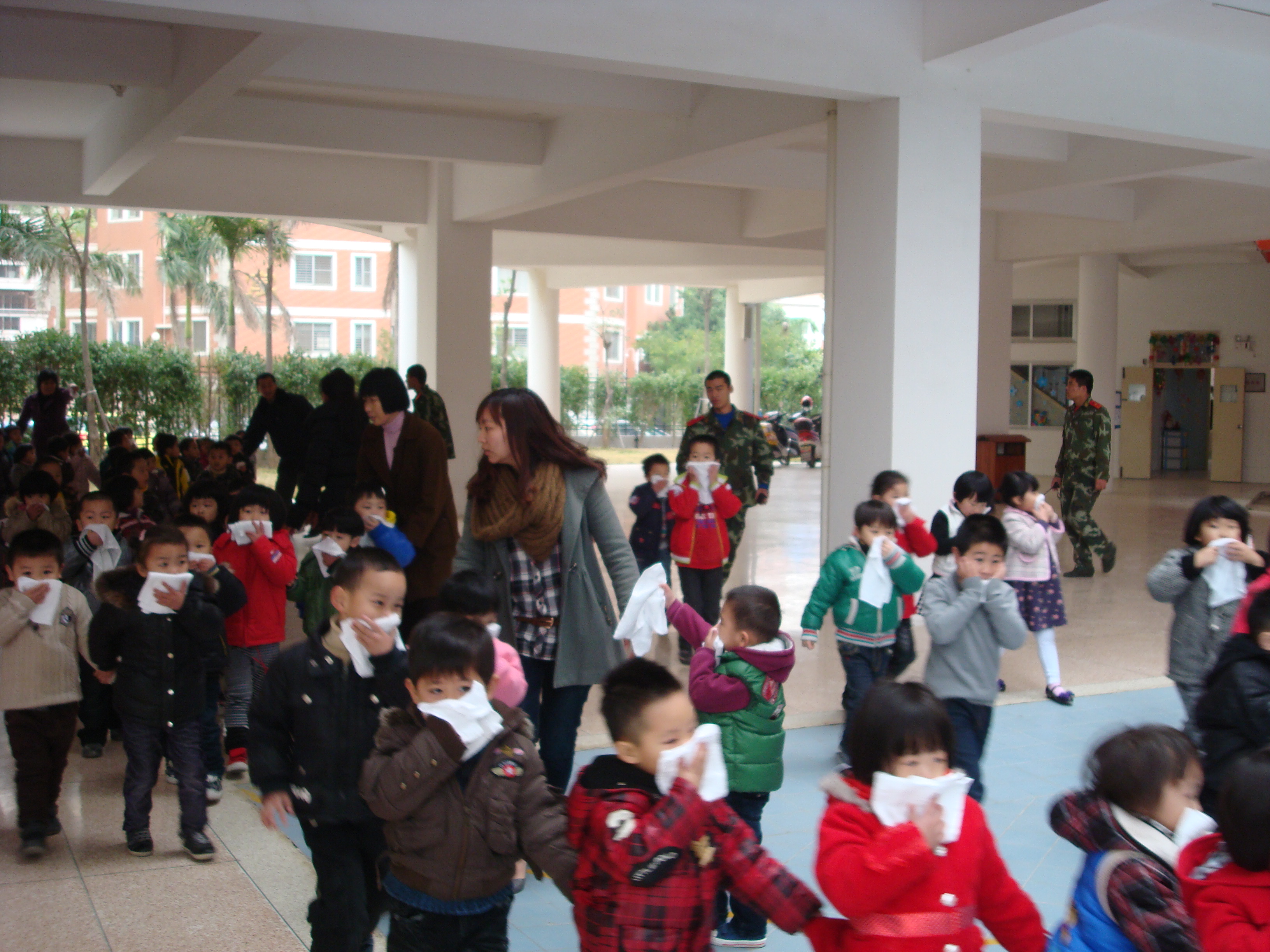 ��������԰ʵ���׶�԰������������